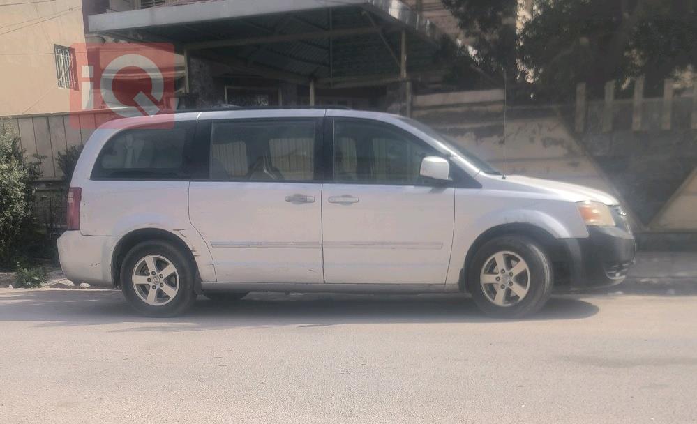 دودج كارافان